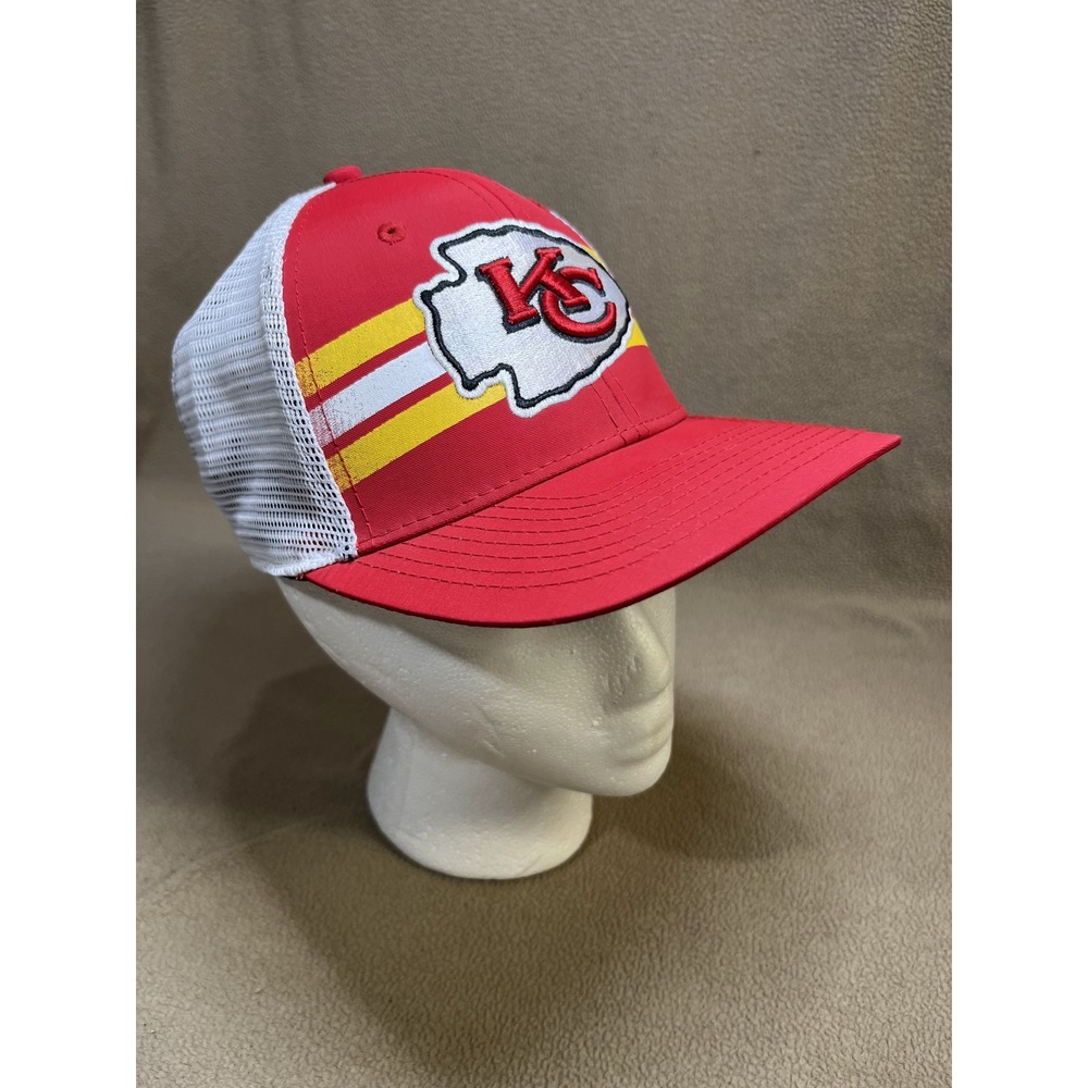 Kansas City Chiefs NFL Team Apparel Red White Mesh Trucker Snapback Hat OSFA